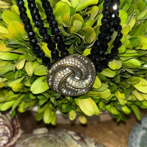 Heidi Daus Sultry Swirl Knot black beaded necklace Swarovski crystal 3 strand - Picture 9 of 10
